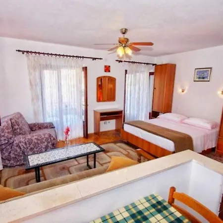 Apartment Vila Gorana Račišće